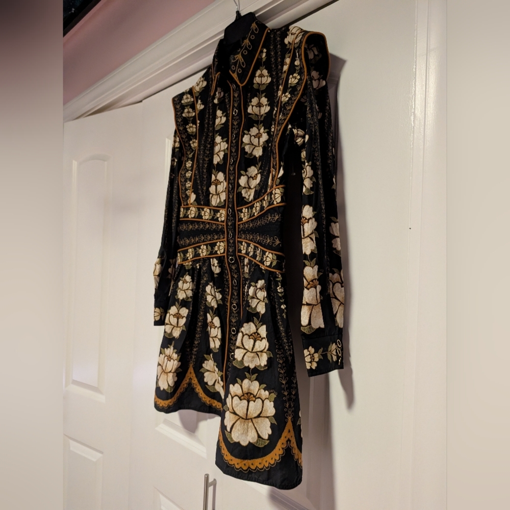 FARM Rio Black Floral Long-Sleeve Button Dress with Gold and Cream Accents - Picture 10 of 12